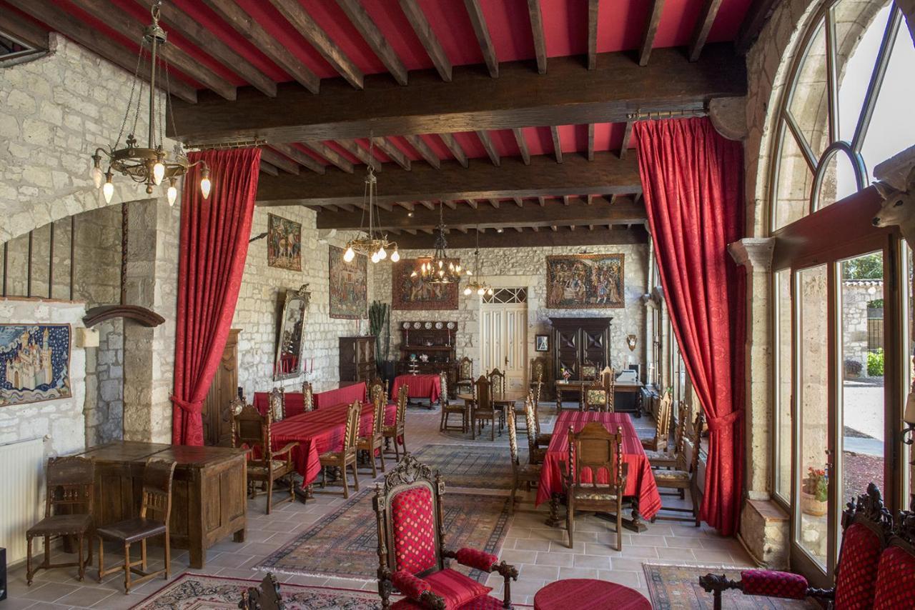 莎孔戴烈城堡酒店 圣卓普德博尔 外观 照片